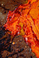 The zinc sheets that are rusty are full.