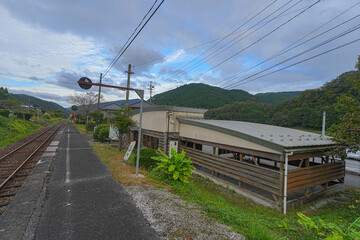 市岡駅