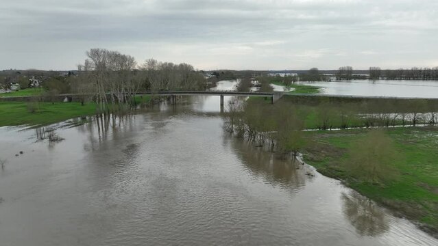 flooding of the La Sarthe river, at Briollay, Maine et Loire, France