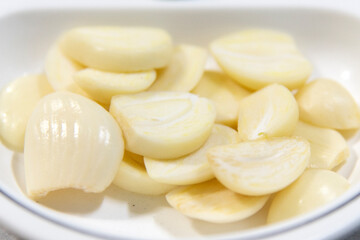 slices of garlic on the plate