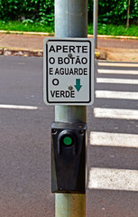 Warning sign in portuguese informing 