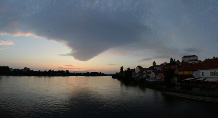Abend an der Drau bei Ptuj