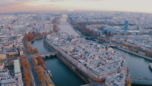 Mesmerizing Paris A Breathtaking of the City of Lights, Island Saint-Louis on the Seine River