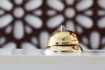 a call in the hotel at the reception