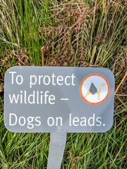 Please keep your dog on a lead information to protect wildlife