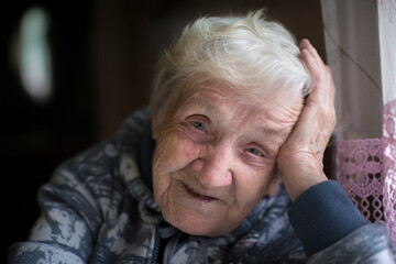 Portrait of an elderly woman, close-up. - 742562223