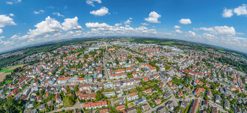 Senden an der Iller in Bayerisch-Schwaben im Luftbild