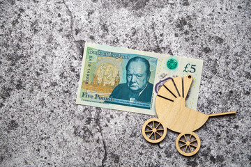 English banknote, baby stroller