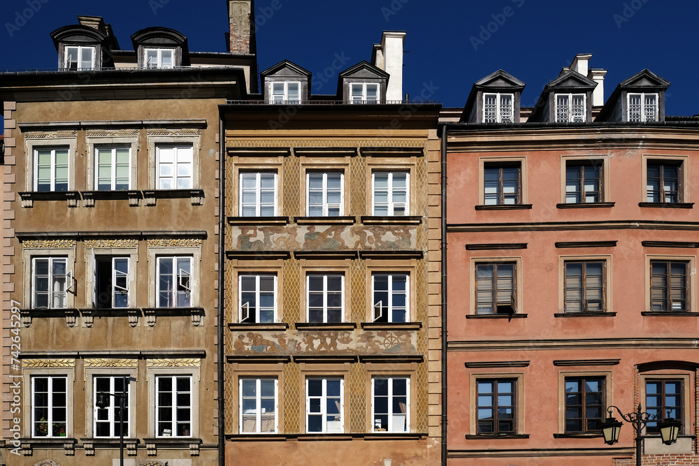 Poster Amazing old facade buildings in the Old Town of Warsaw, capital of Poland