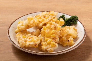 とうもろこしのかき揚げ