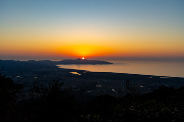 金峰山山頂から見る夕景（南さつま市）