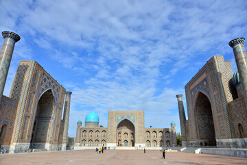 Fototapeta na wymiar Registan Square is a visiting card of Uzbekistan