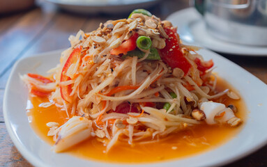 Papaya salad Somtam is a Thai food that Thai people like to eat.