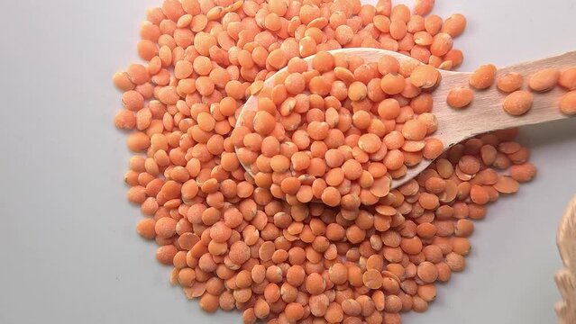 Red lentils are healthy legumes