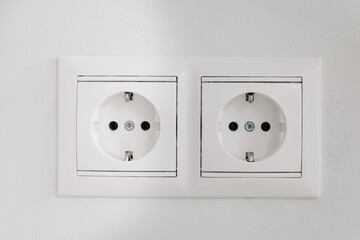 Two electrical outlets on the wall