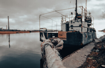 old ship without people ran aground in Ukraine during the war with Russia