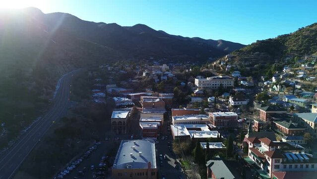 Bisbee, a historical mining town in South-Eastern Arizona, America, USA. A small town founded in 1880 with amazing old buildings, architecture and a fun travel destination.