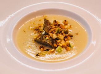 Crema de calabaza y verduras con picatostes 