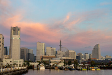 横浜