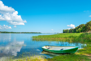 Fototapeta na wymiar Lake Shore. Värska, Estonia