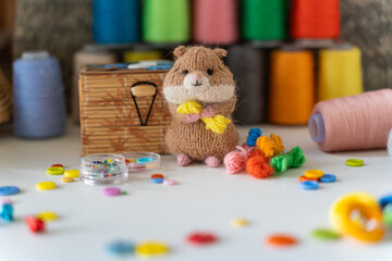 Knitted hamster toy with yarn and knitting accessories - 743657600