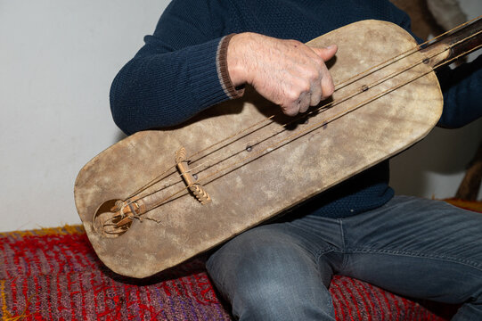 Guembri is a musical instrument typical of Moroccan culture. It is also known as Gimbri, Sintir or Hejhoujis.