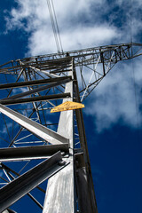 Translation: High voltage danger of death. "High voltage danger of death" indicator sign on electrically conductive concrete or metal towers