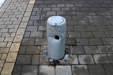 Pillars along the road for the safe passage of pedestrians.