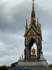 Fototapeta na wymiar Albert Memorial in London, UK on an overcast day