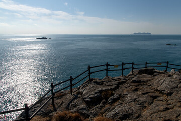 Fototapeta na wymiar View of the seaside with cliffs and rocks