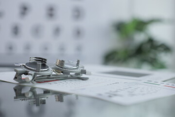 Glasses eye exam 