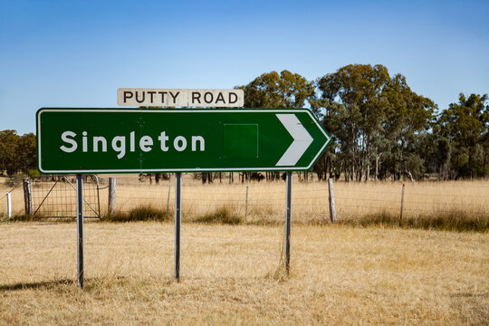 Sign showing directions along putty road to Singleton