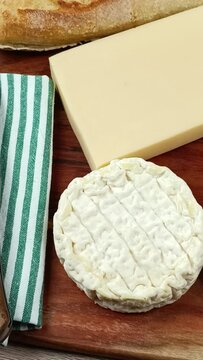 plateau de fromages français, en gros plan