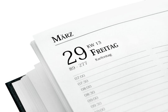Deutscher Kalender Datum 29. M&auml;rz 2024 Karfreitag und Hintergrund transparent PNG cut out