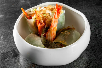 Fresh Spring Roll with shrimp, Vietnamese Food.