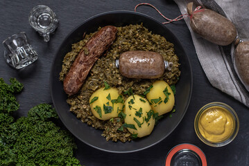 Oldenburger / Bremer Grünkohl mit Pinkel, vegan, vegetarisch