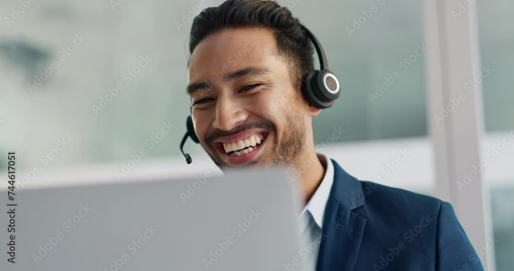 Aufkleber face, laptop and business man in call center with headset for customer support or service closeup. s
