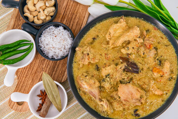 Chicken white Kuruma or Korma made from Indian spices and coconut milk. Also called chicken white korma. Good with rice, chapati and parota.