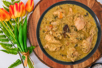 Chicken white Kuruma or Korma made from Indian spices and coconut milk. Also called chicken white korma. Good with rice, chapati and parota.