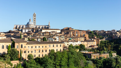 Panorama der Altstadt von Siena mit Dom