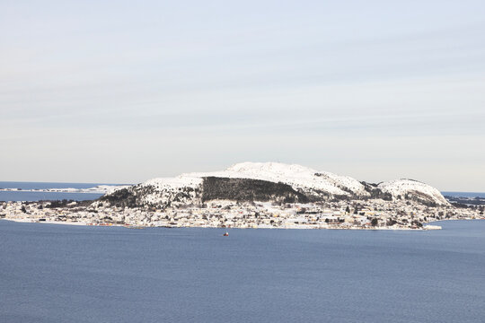 View to Valeroey island (Valder&oslash;y) from Aalesund (&Aring;lesund) town