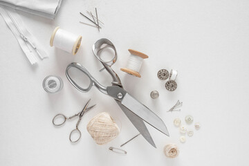 Accessory sets for sewing, home-made or in the textile industry - obrazy, fototapety, plakaty