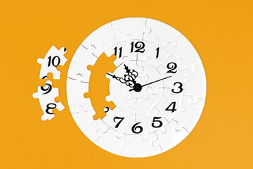 Incomplete Clock Puzzle on Yellow