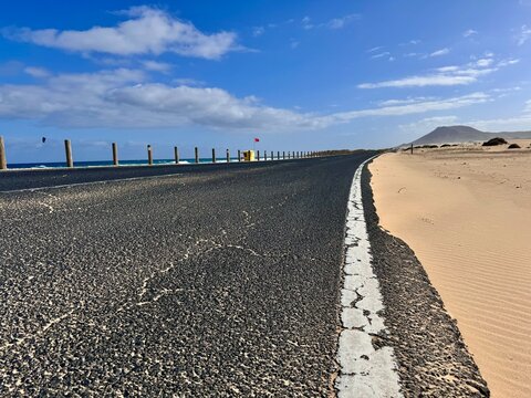 road to the desert fuerteventura islas canarias