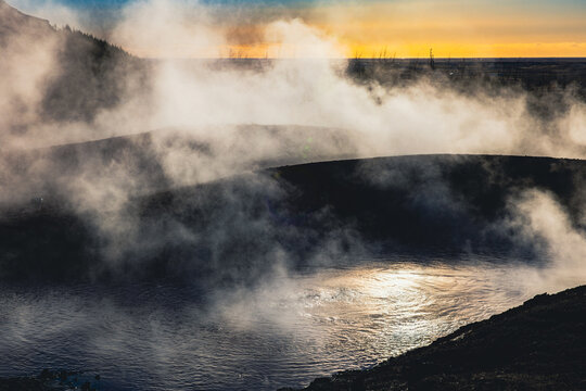 Hei&szlig;en Quellen und Geysir, Geothermal Park in Hveragerdi  Island