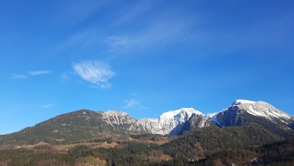 Erhabene Gipfel: Die Majestät der Berge