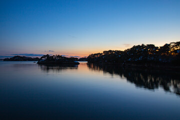 Obraz premium 子馬から見た松島湾の夕暮れ