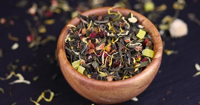 dry green tea with calendula flowers, goji berries, apple slices, high-quality green tea with additives for taste and smell