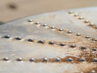 Sitting and standing waist twisting exercise machine