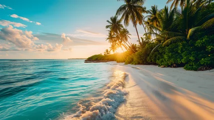 Crédence de cuisine en verre imprimé Coucher de soleil sur la plage tropical beach view at sunset or sunrise with white sand, turquoise water and palm trees